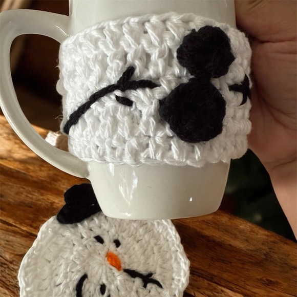 Winter Holiday Handmade Snowman Coaster and Mug Warmer Set - Picture 7 of 7